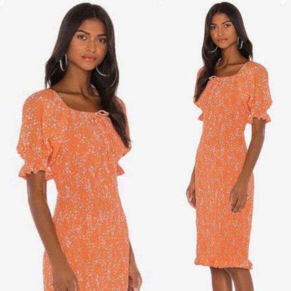 FAITHFULL THE BRAND Fae Shirred Floral-print Crepe Dress - Picture 2 of 5